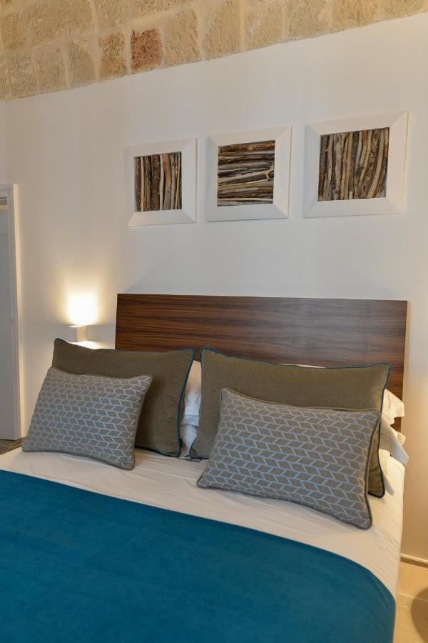 B-Welcome Rooms Of Charme E Relax Polignano a Mare Exteriér fotografie