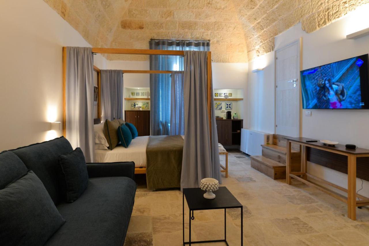 B-Welcome Rooms Of Charme E Relax Polignano a Mare Exteriér fotografie